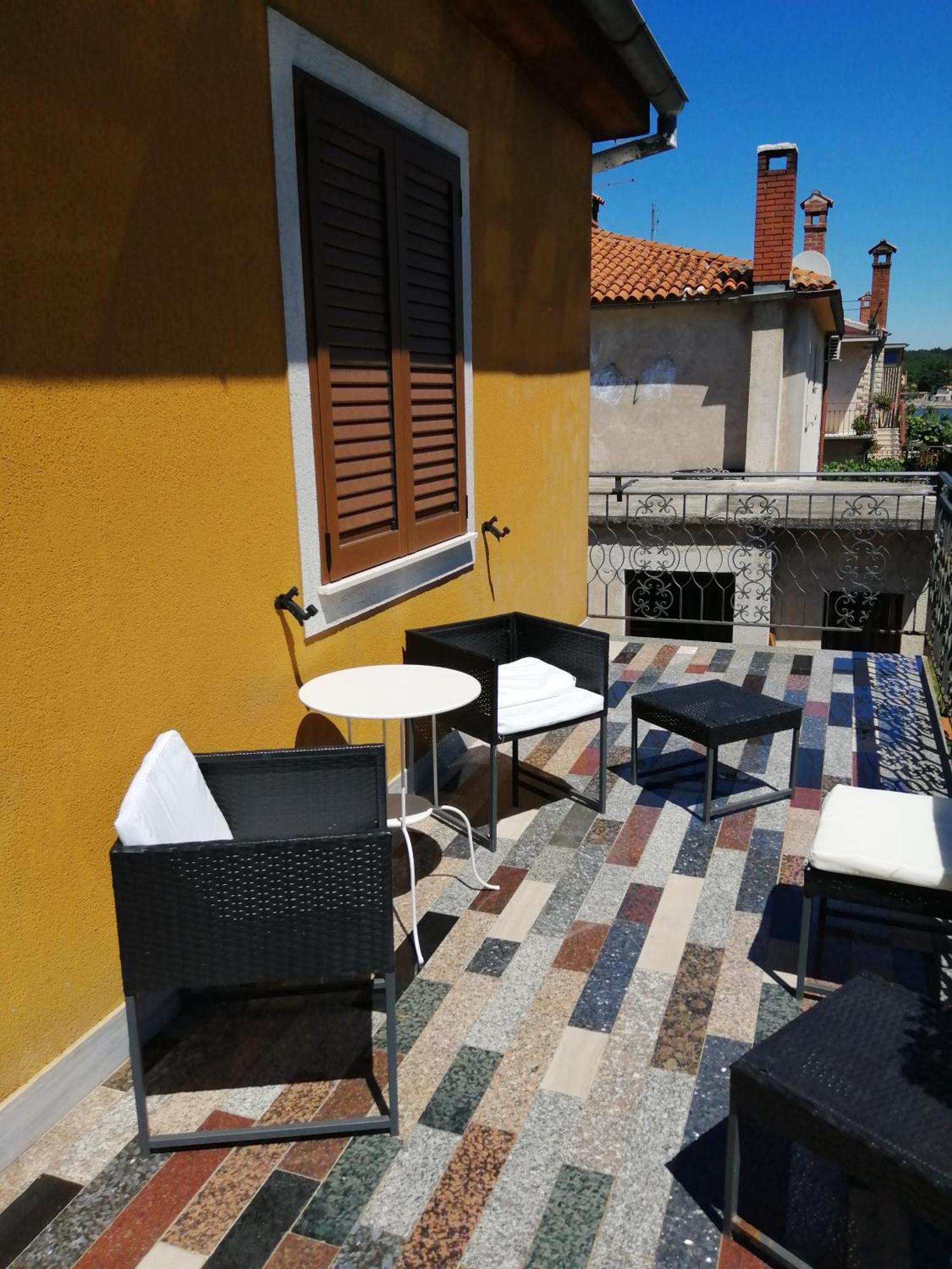 App Palcic K Apartment Novigrad  Exterior photo